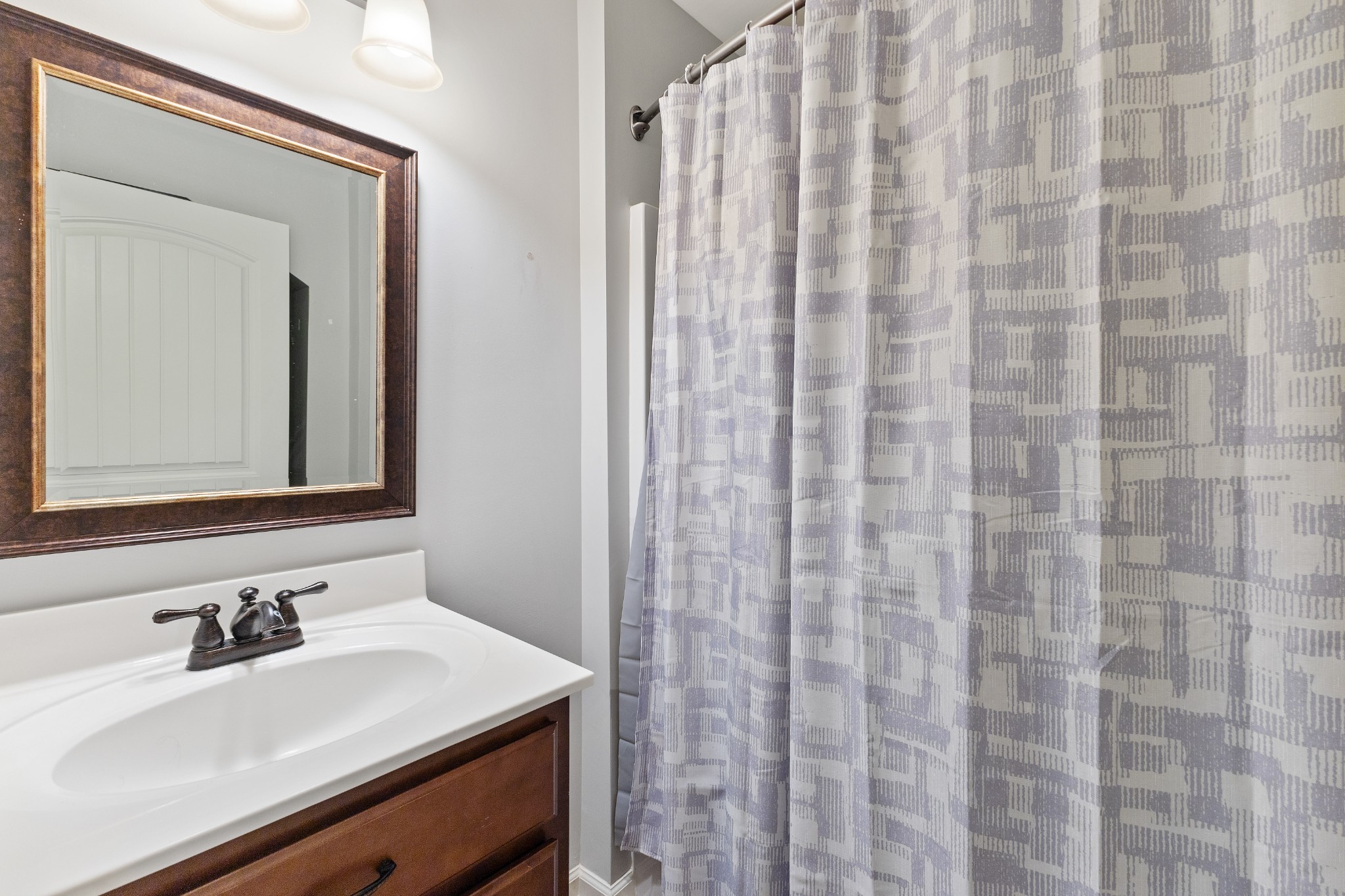 1002 Glessner Dr Property Photo 31