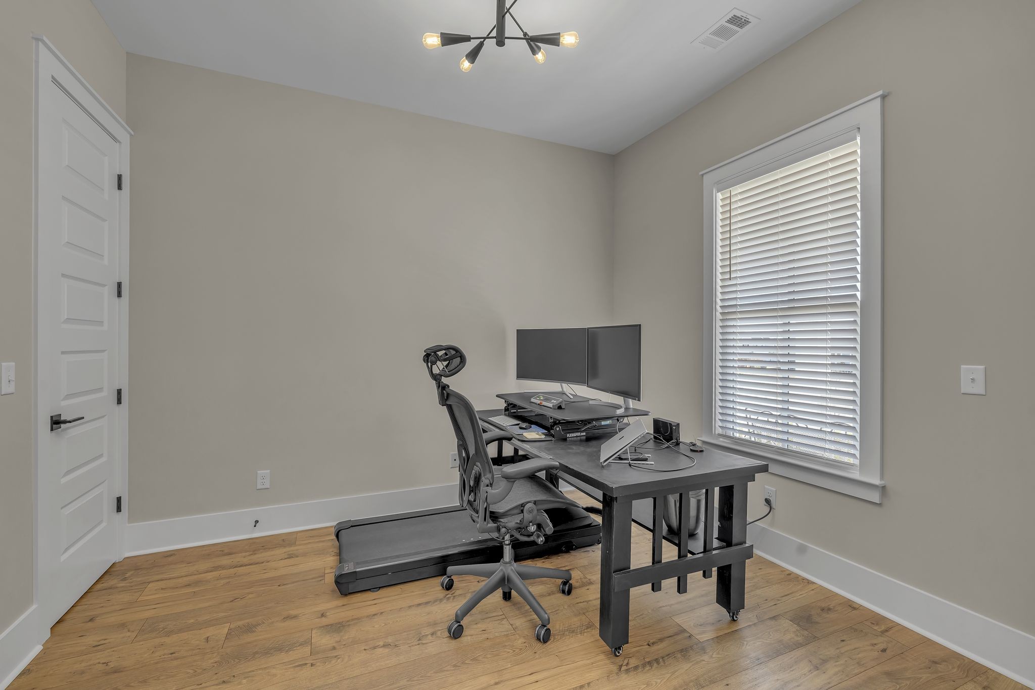 1318 Galloping Hill Way Property Photo 10