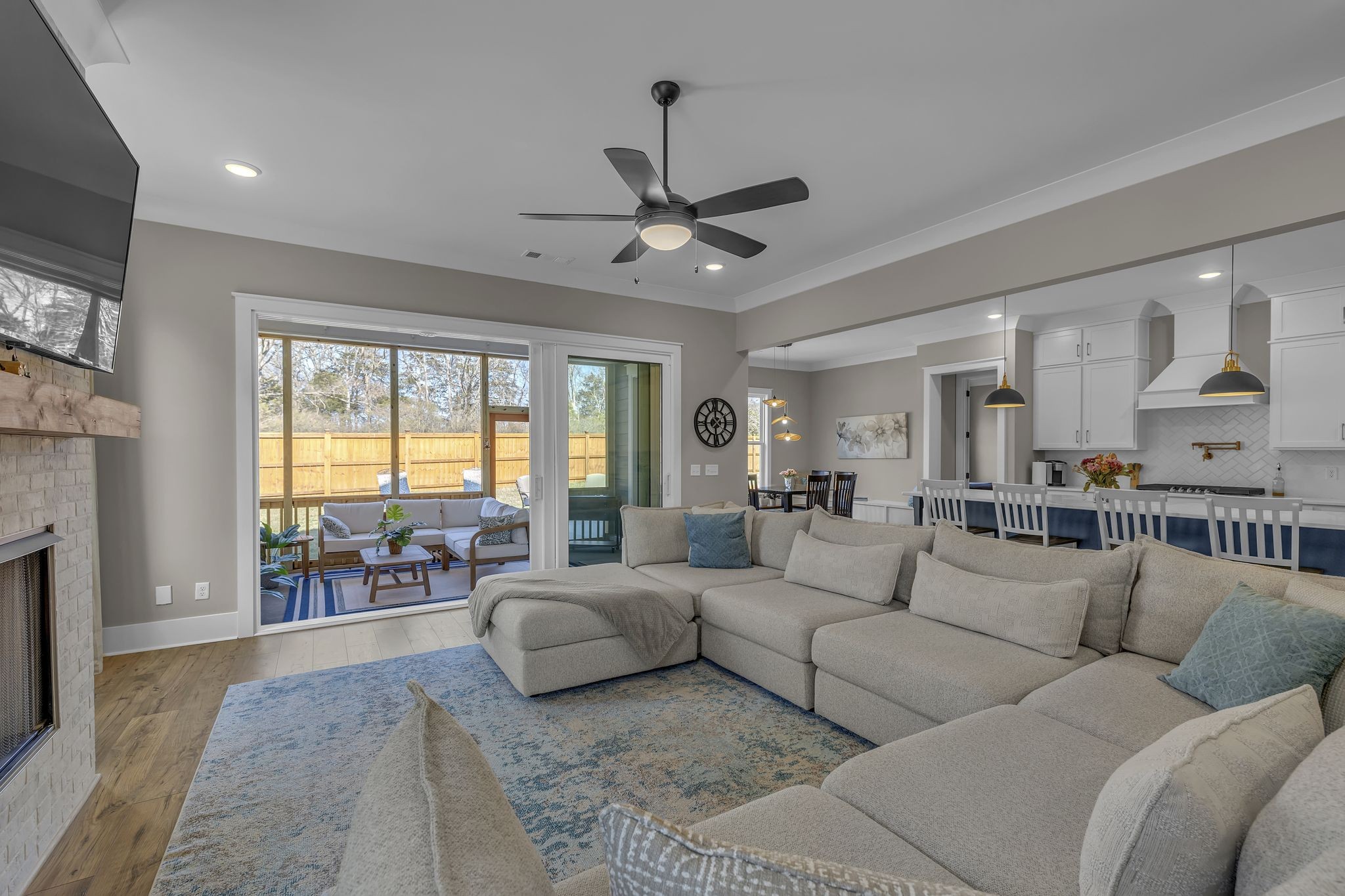 1318 Galloping Hill Way Property Photo 15