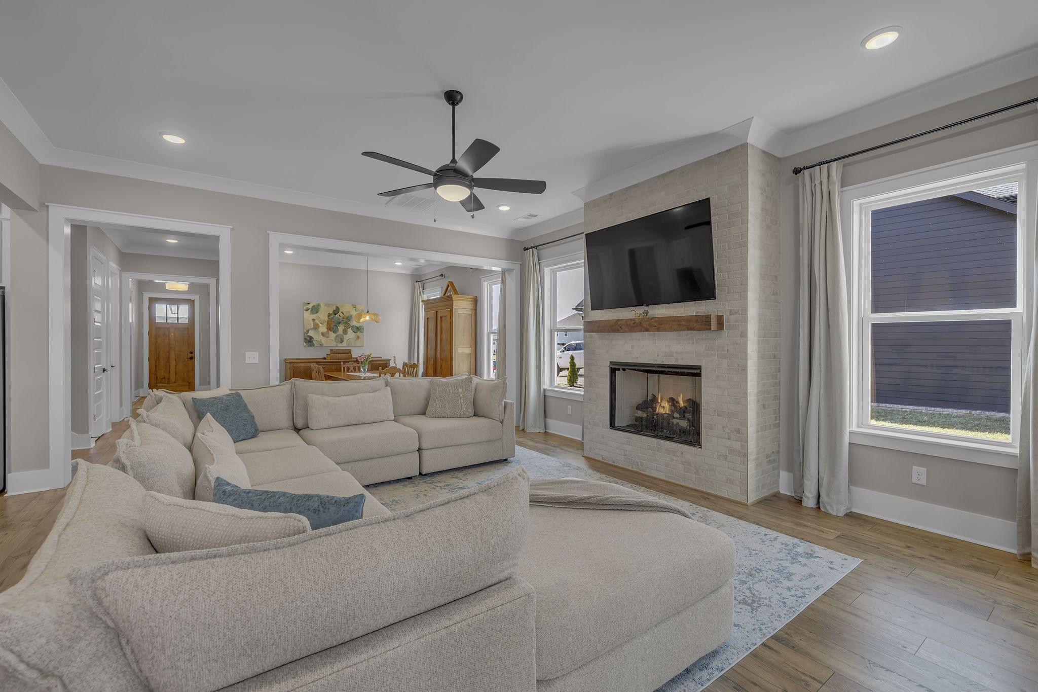1318 Galloping Hill Way Property Photo 16
