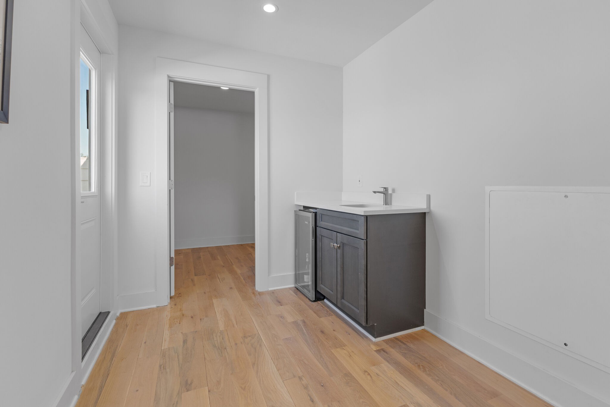6107 Cowden Ave Property Photo 36