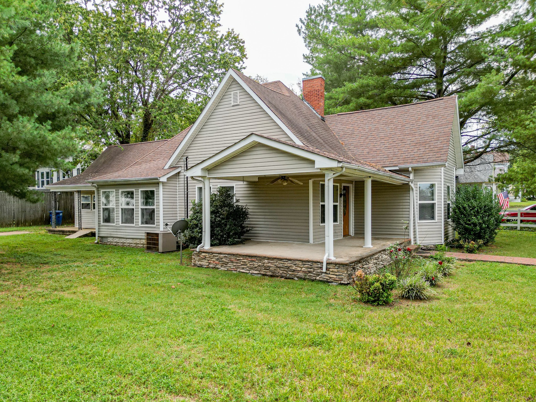 401 Washington Avenue Property Photo