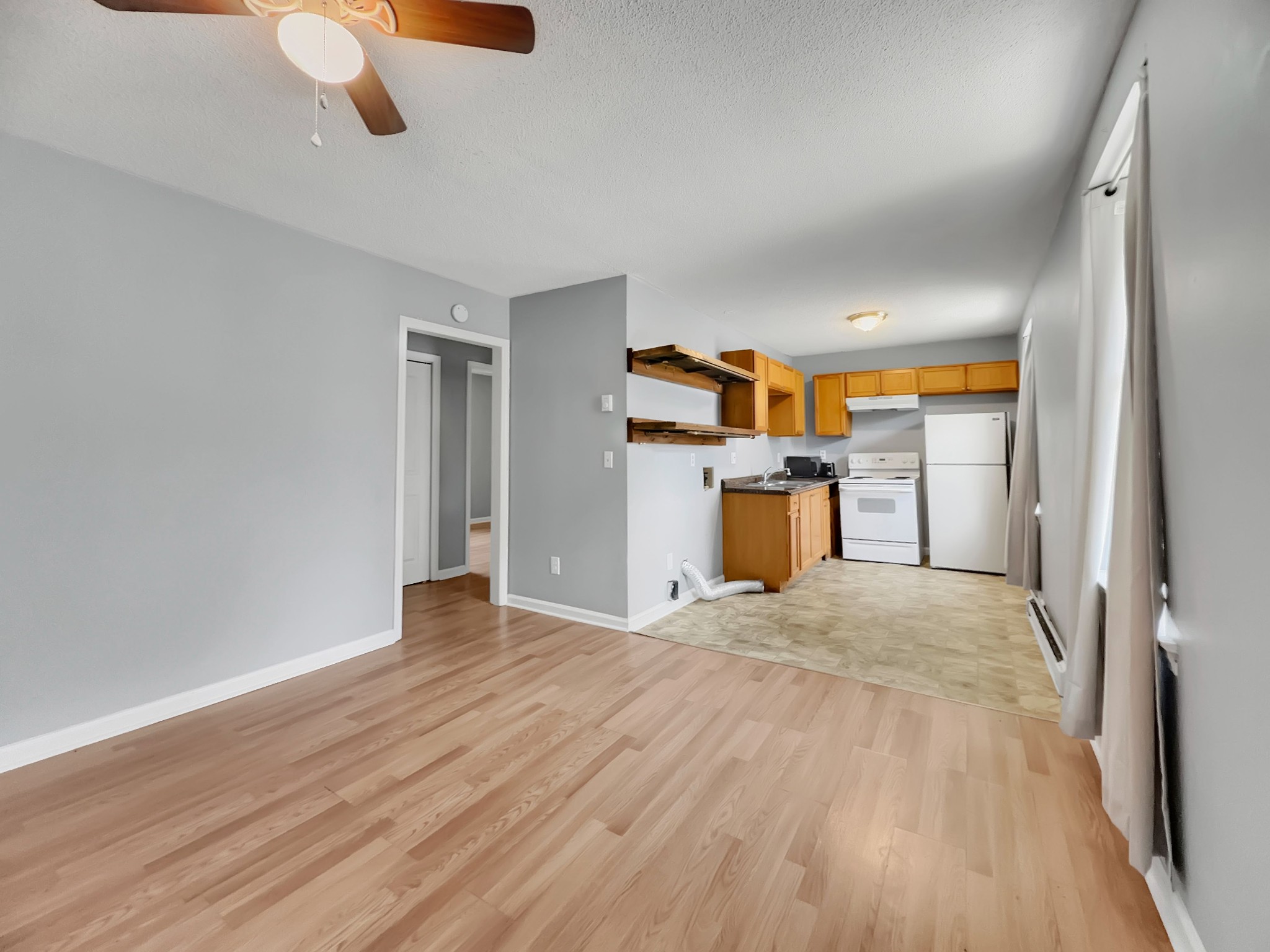 206 Prince Ave Property Photo 7