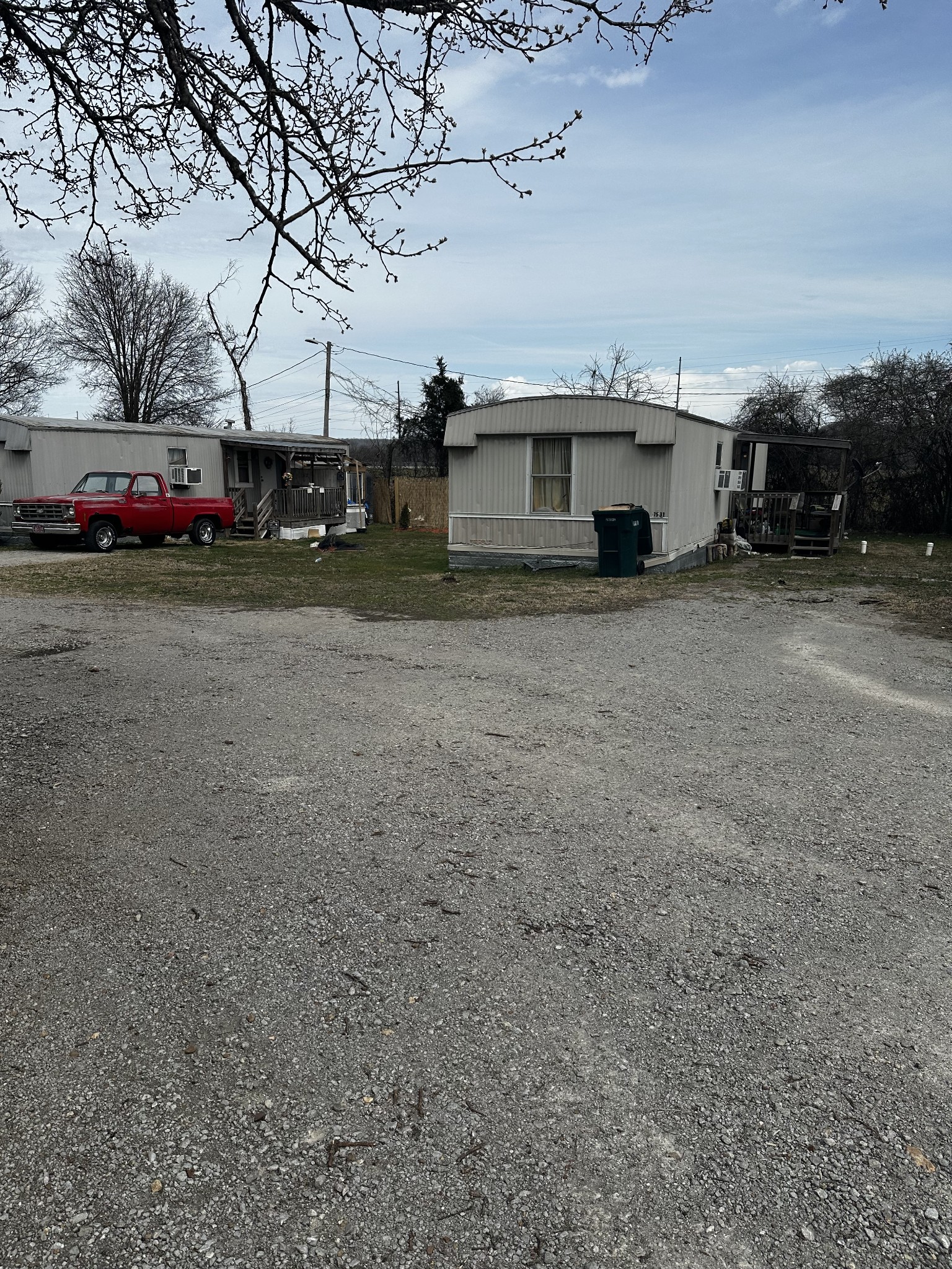 1531 Paulk Ln Property Photo 2
