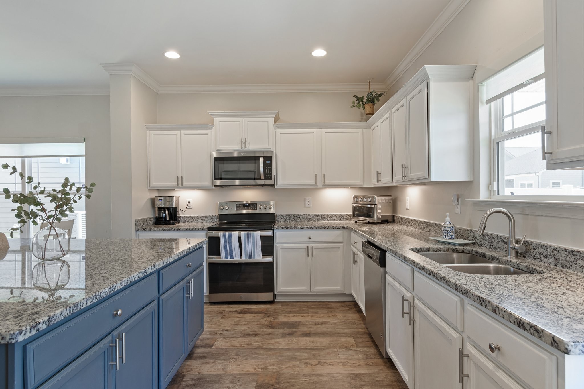 409 Tonalist Way Property Photo 16