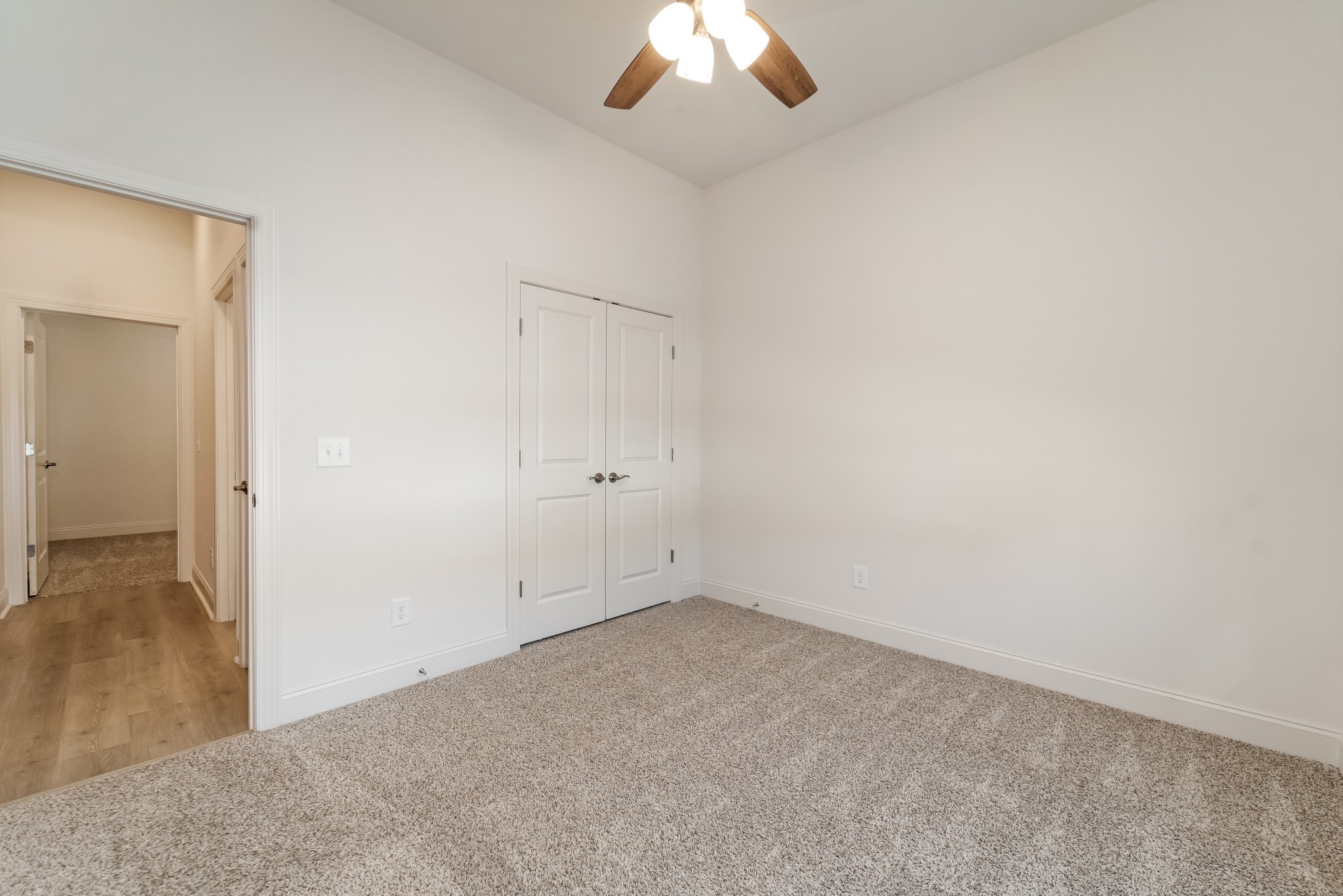 3635 Jacaranda Ln Property Photo 9