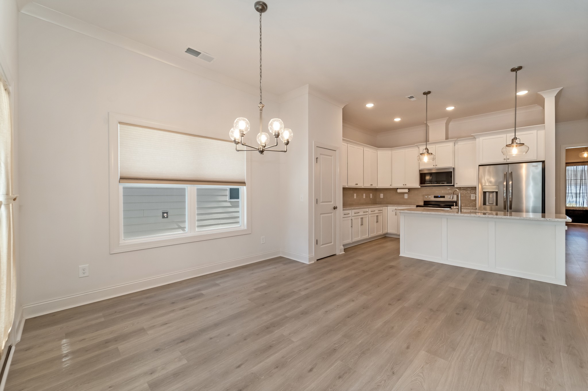 3635 Jacaranda Ln Property Photo 19