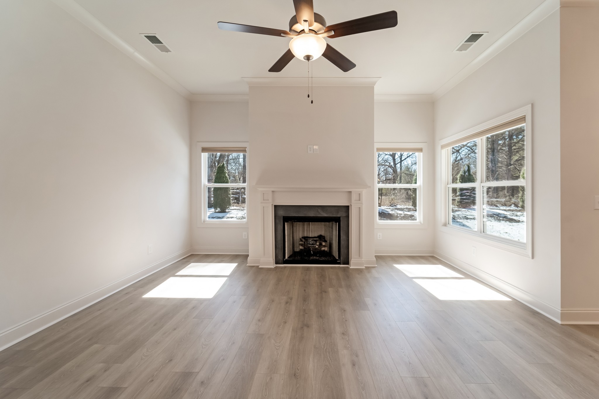3635 Jacaranda Ln Property Photo 22