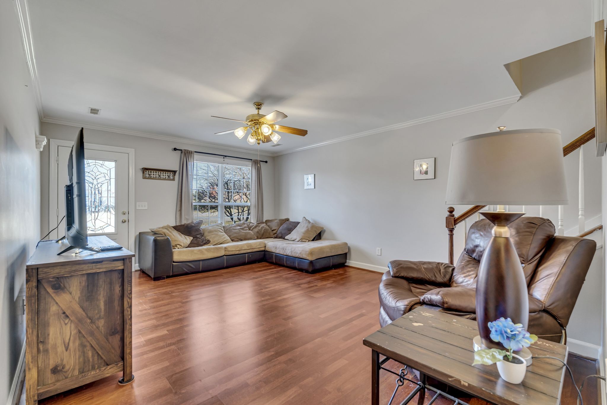 307 Dartford Ct Property Photo 4