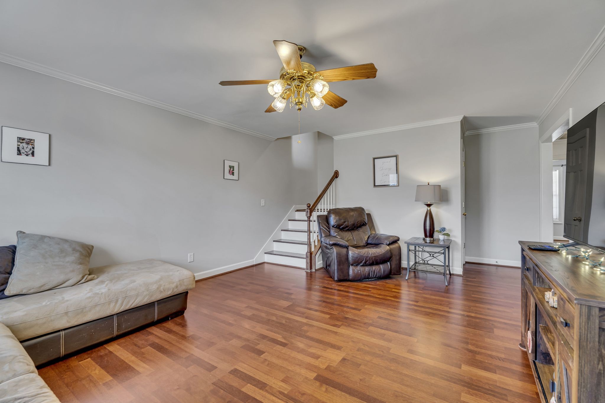 307 Dartford Ct Property Photo 5