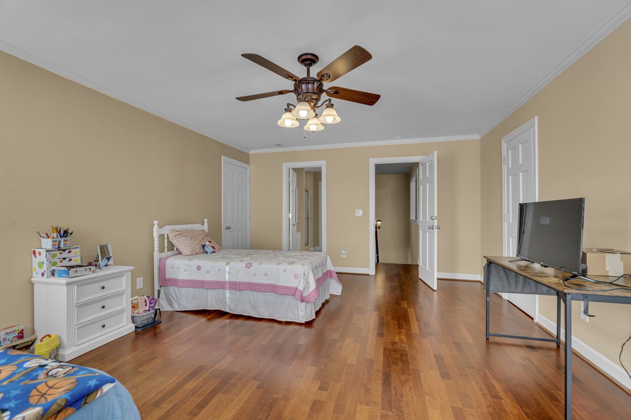 307 Dartford Ct Property Photo 22