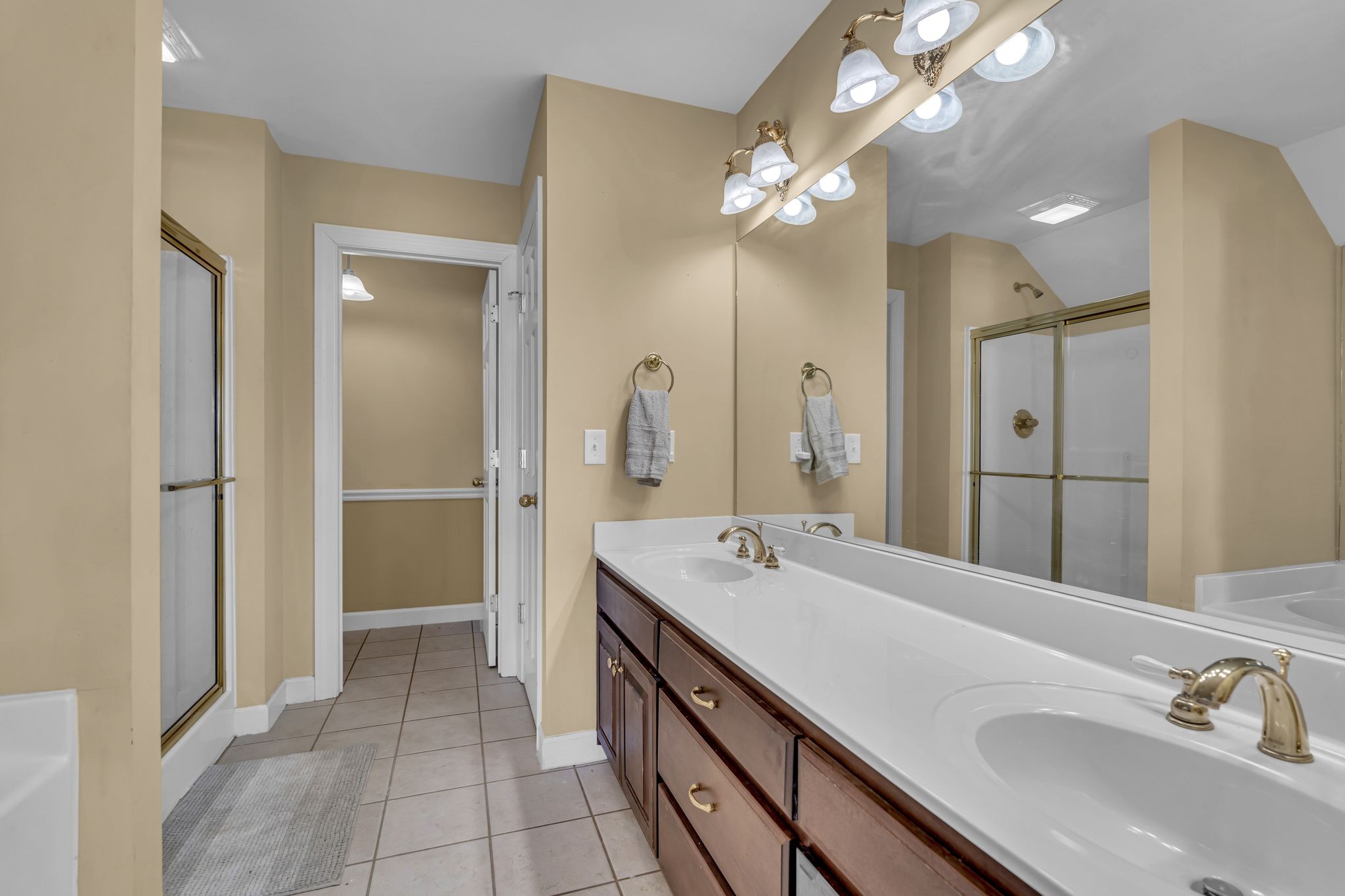 307 Dartford Ct Property Photo 23