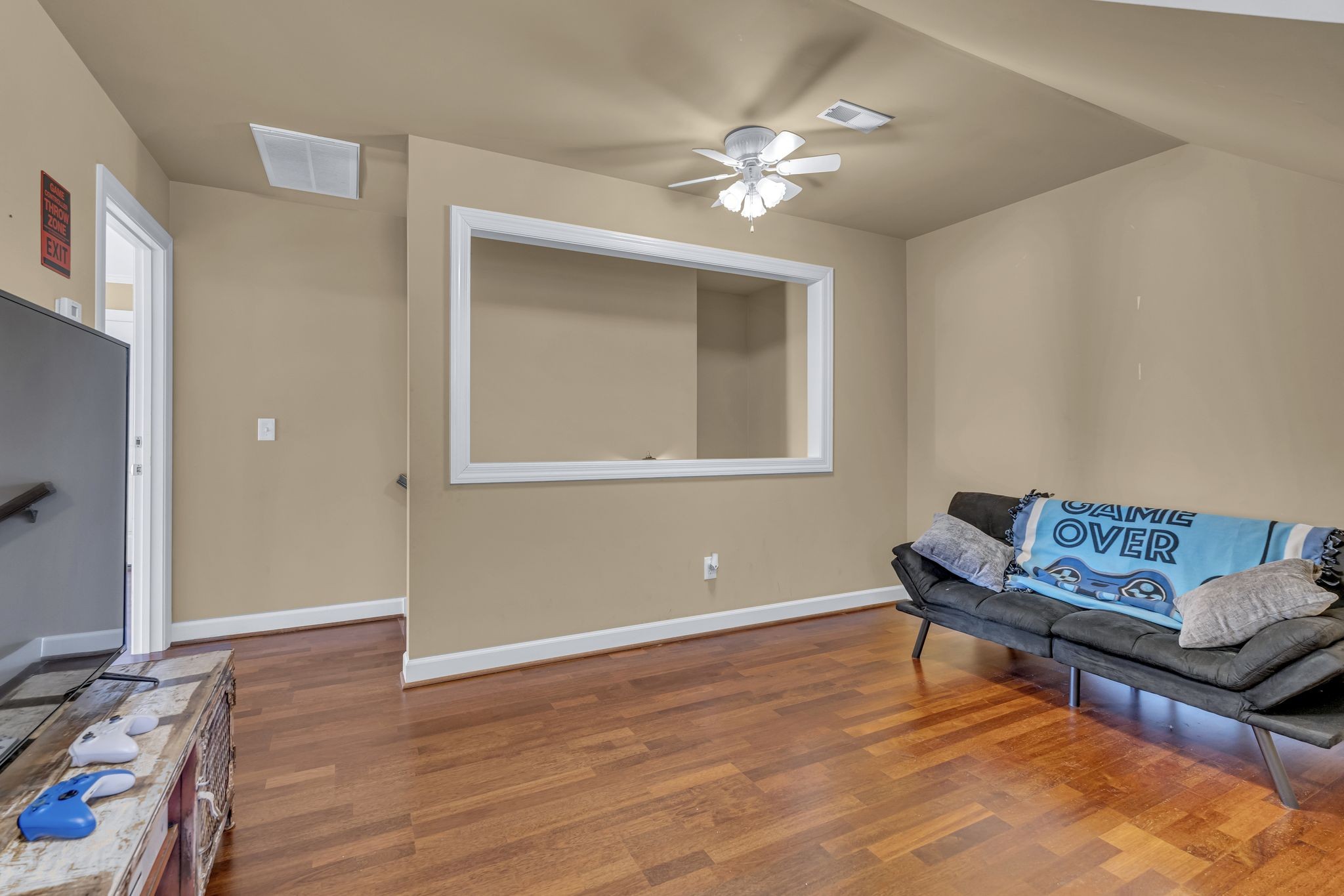 307 Dartford Ct Property Photo 25