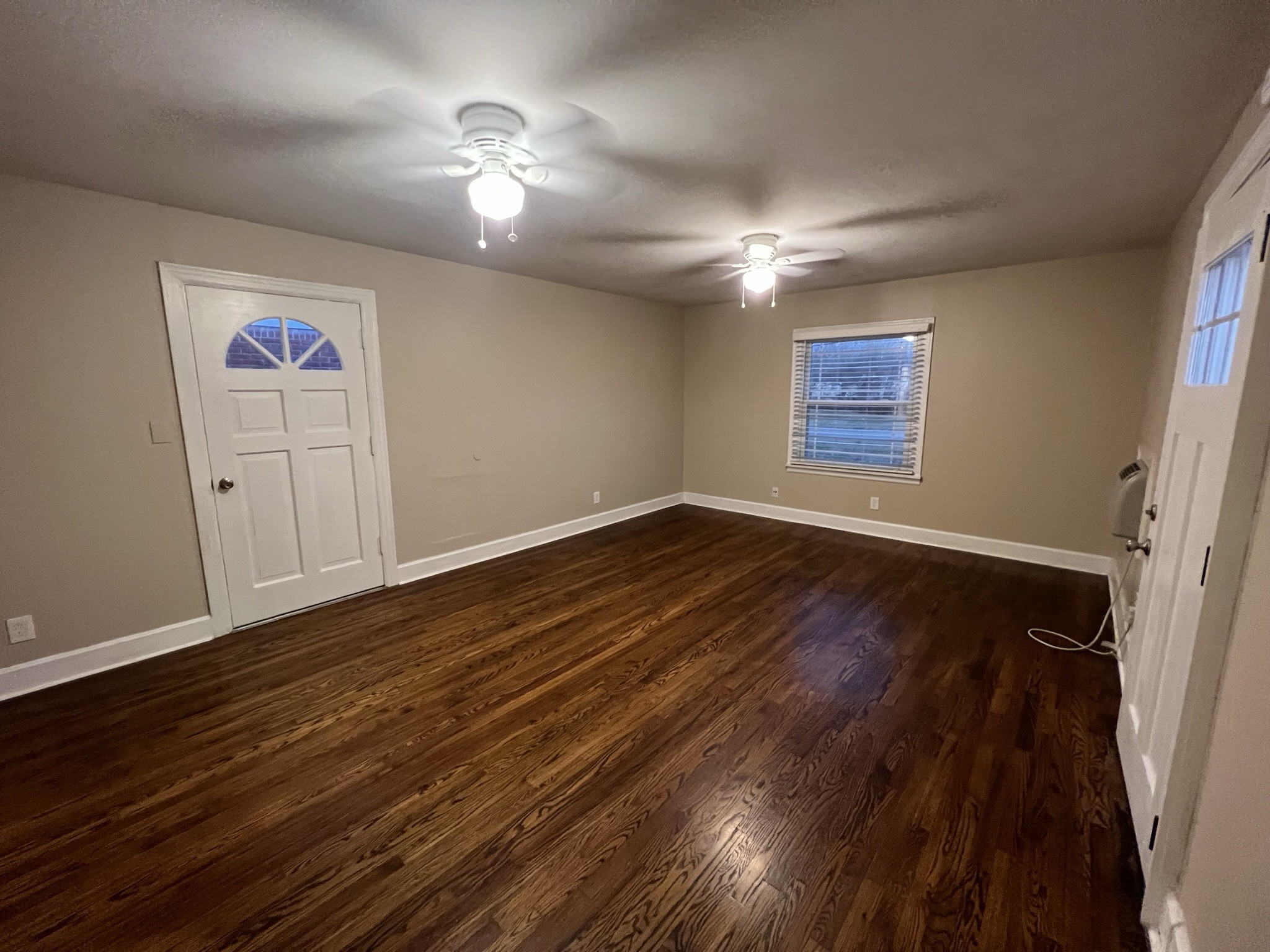903 Murfree Ave Property Photo 2