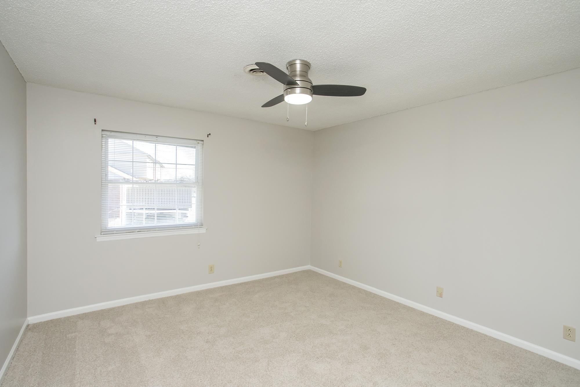 324 Huntington Ridge Dr Property Photo 18