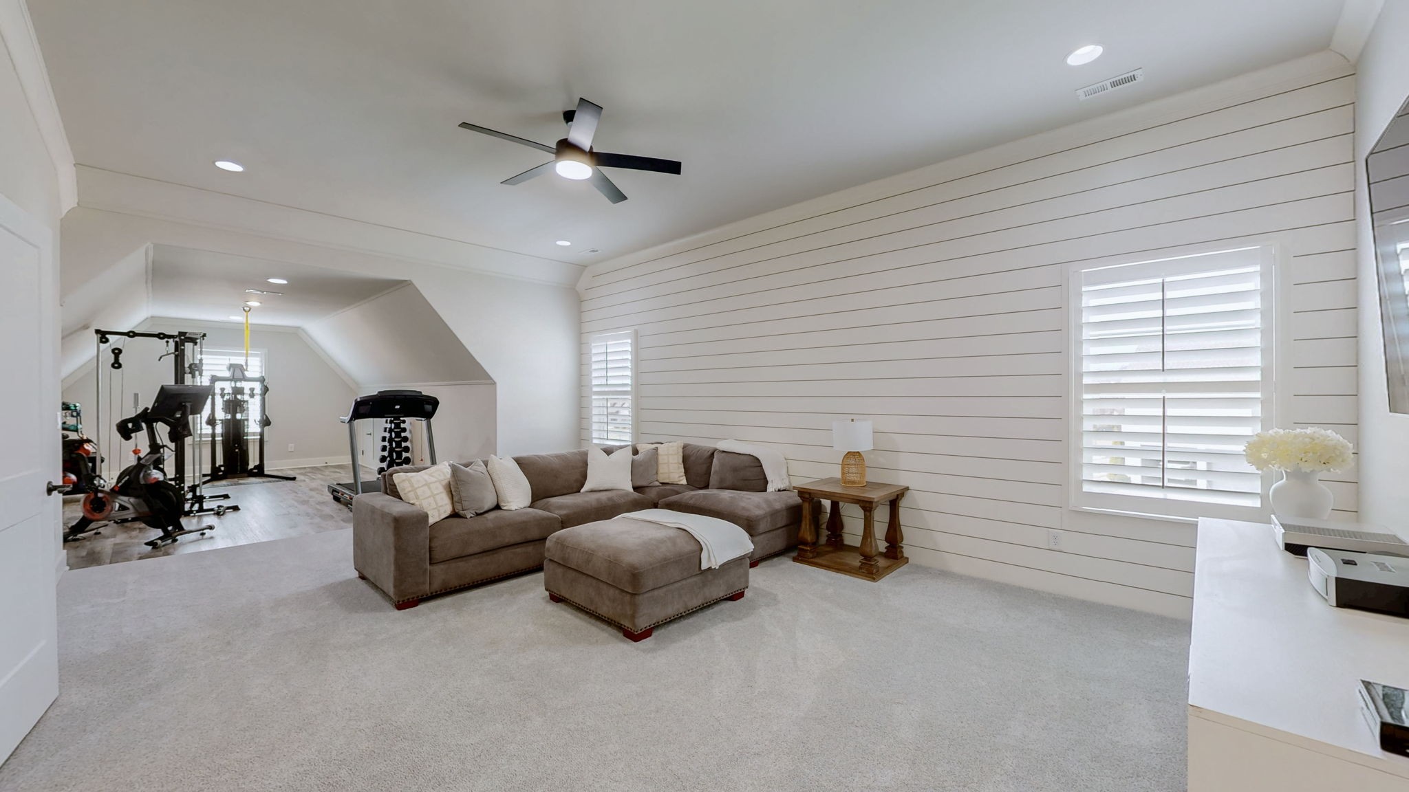 2046 Autumn Ridge Way Property Photo 34