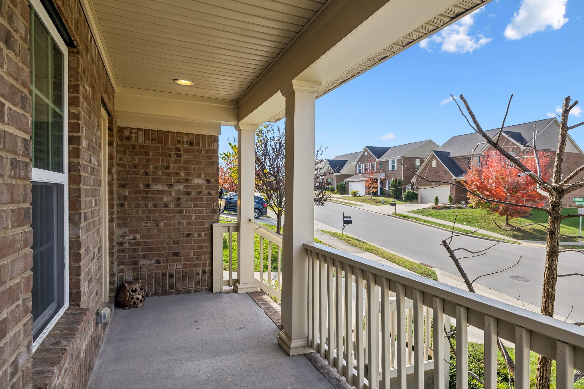 7936 Oakfield Grv Property Photo 2