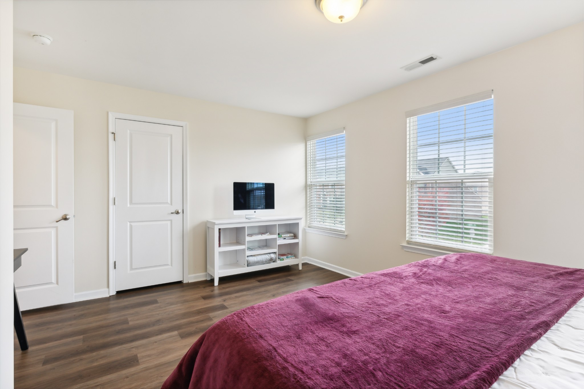 7936 Oakfield Grv Property Photo 16