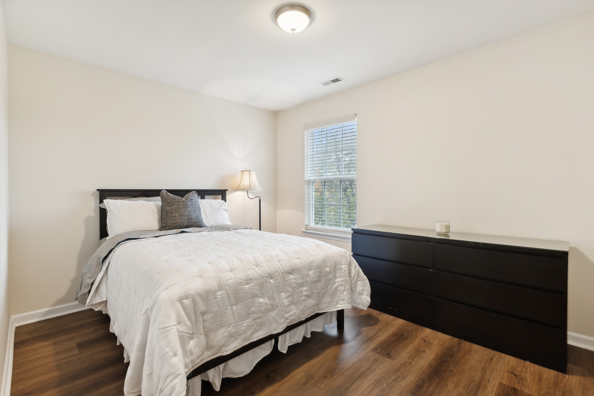 7936 Oakfield Grv Property Photo 18