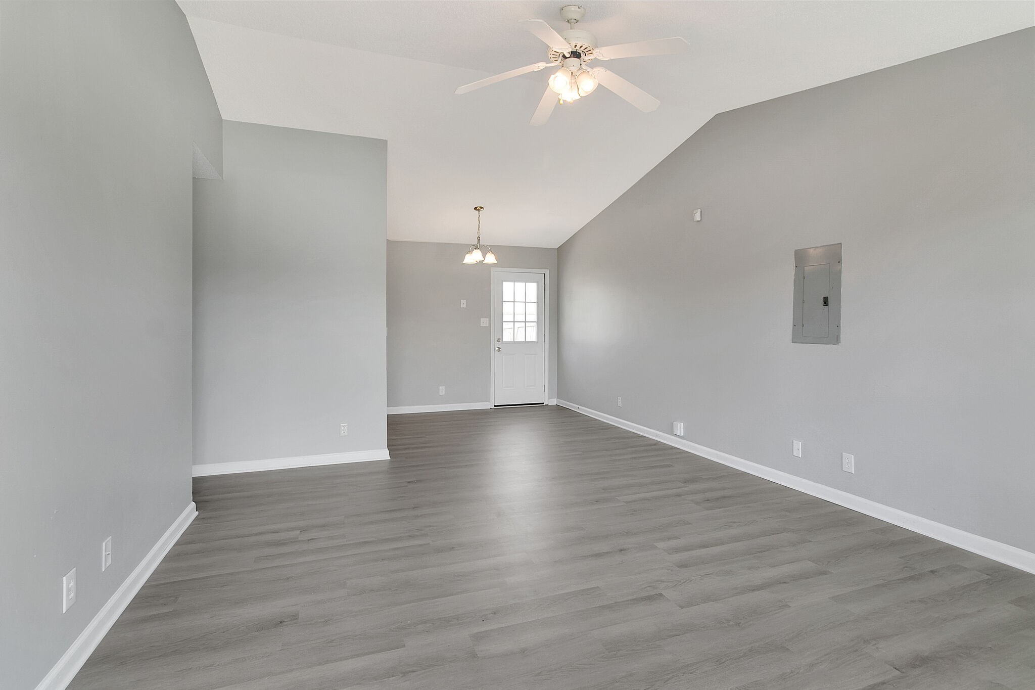 1112 Timothy Ave Property Photo 5
