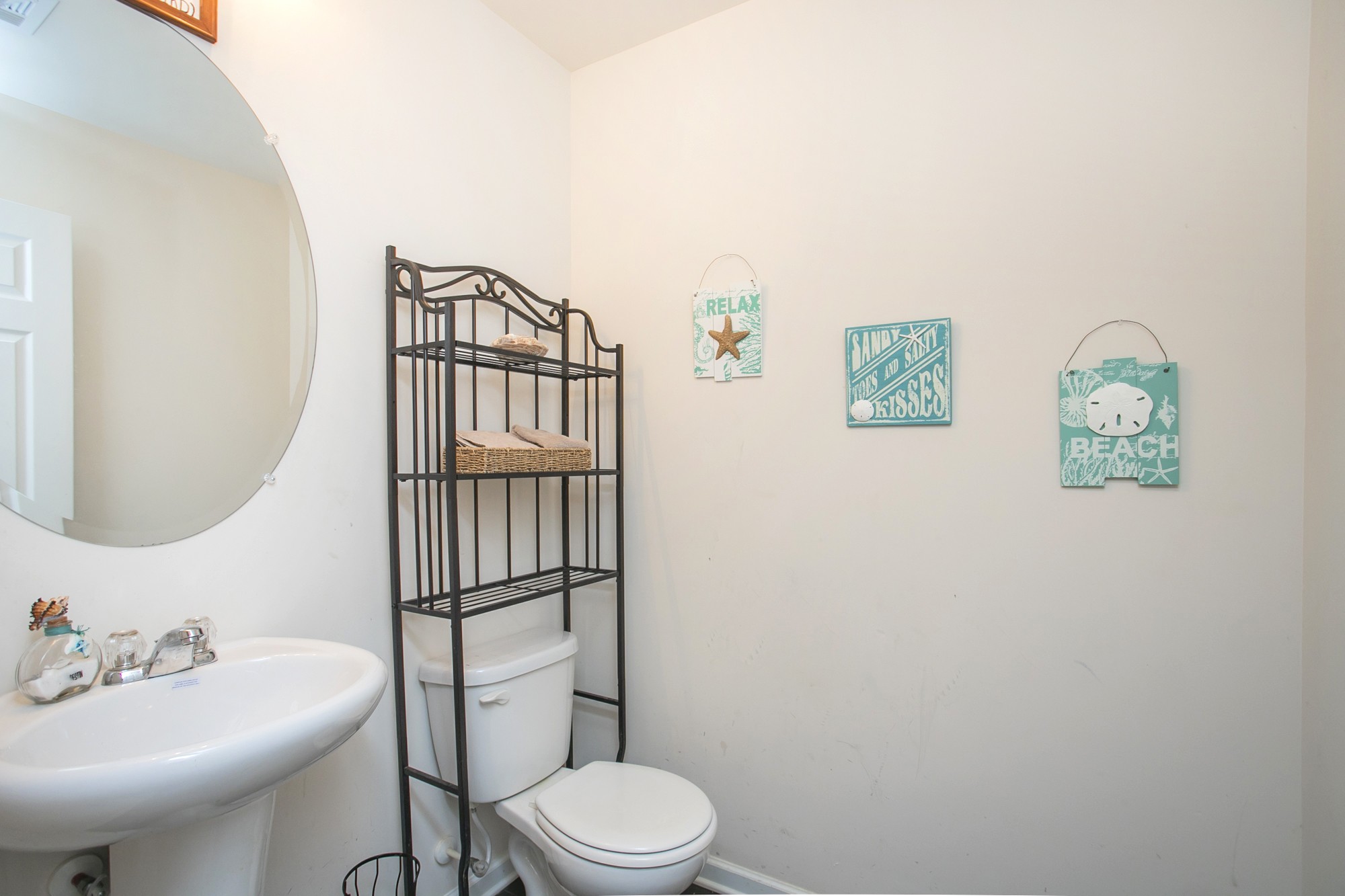 1110 Pickett Rd Property Photo 5
