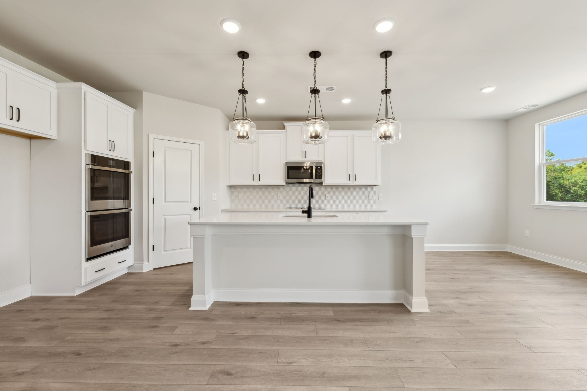 6702 Hanworth Trce Property Photo 11