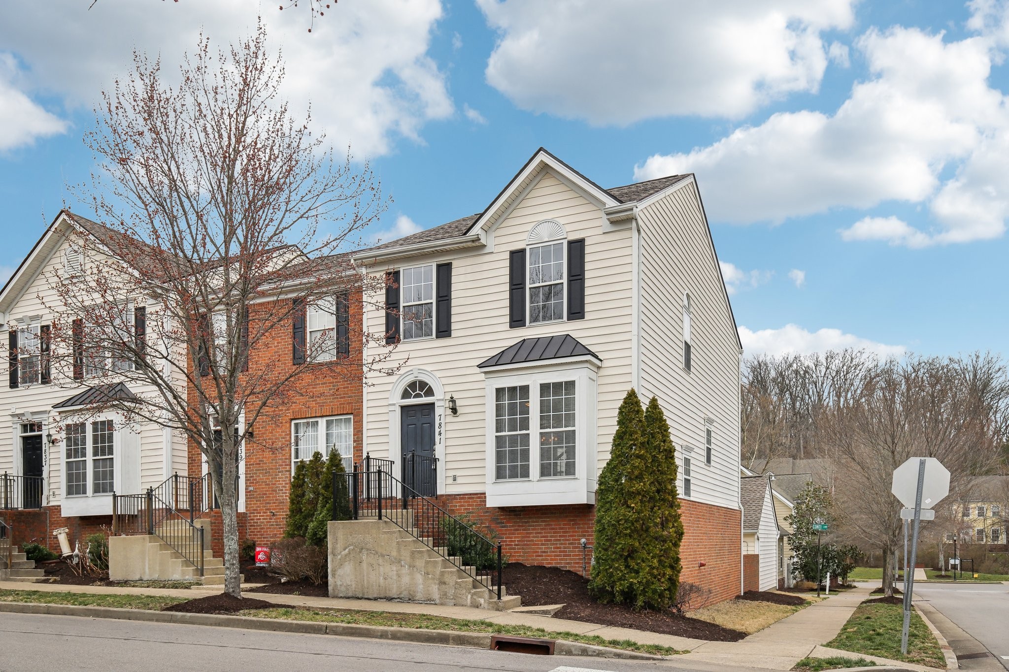 7841 Heaton Way Property Photo 1