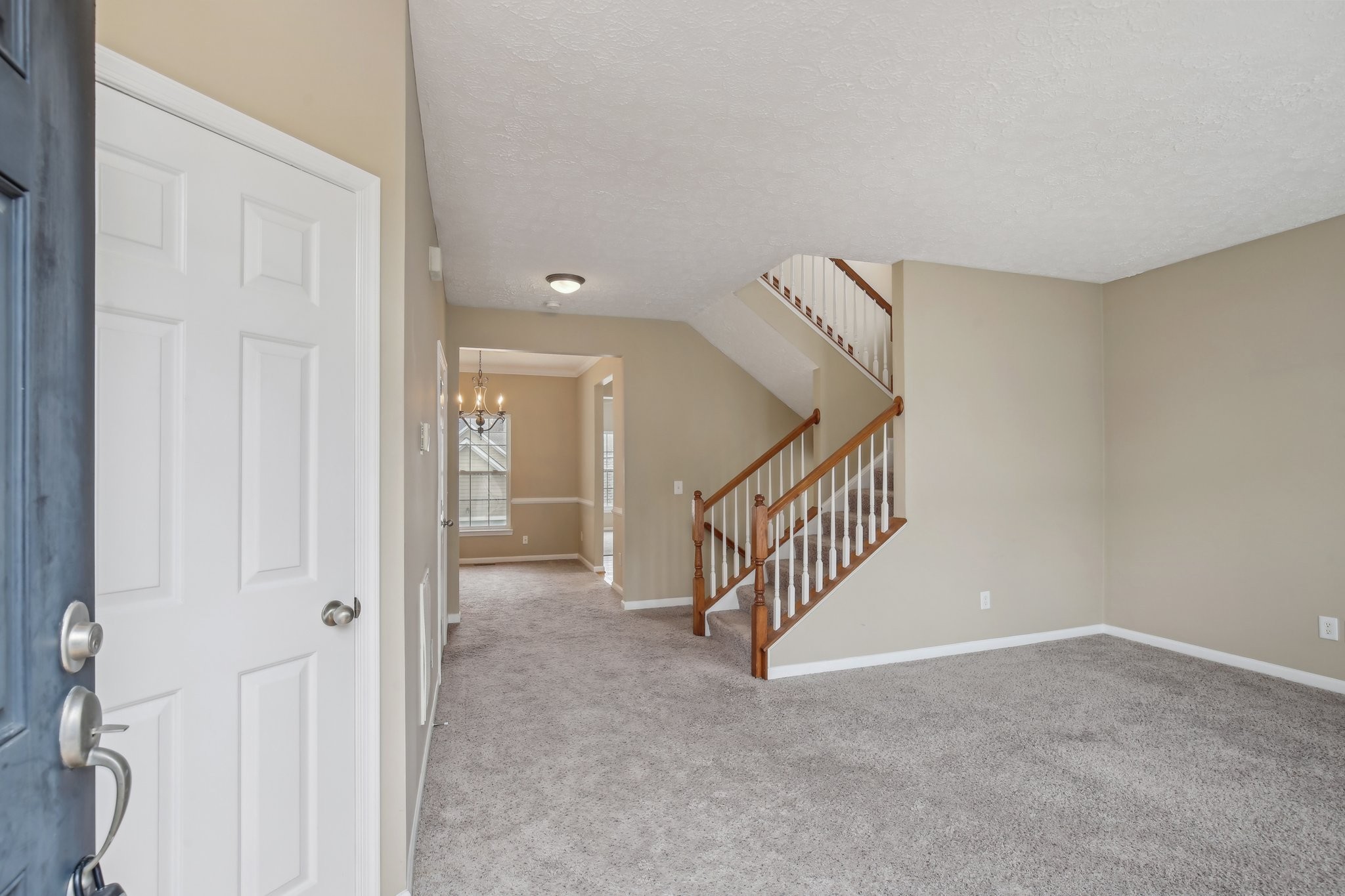 7841 Heaton Way Property Photo 3