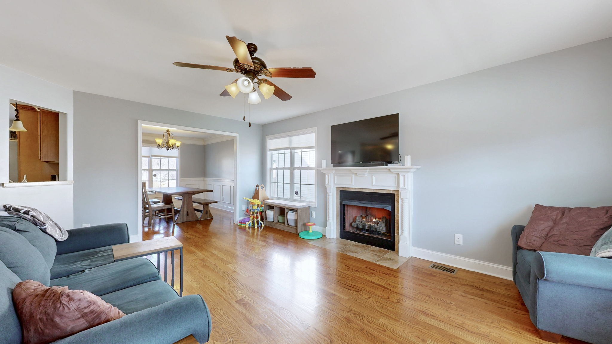 3710 Tradewinds Ter Property Photo 2