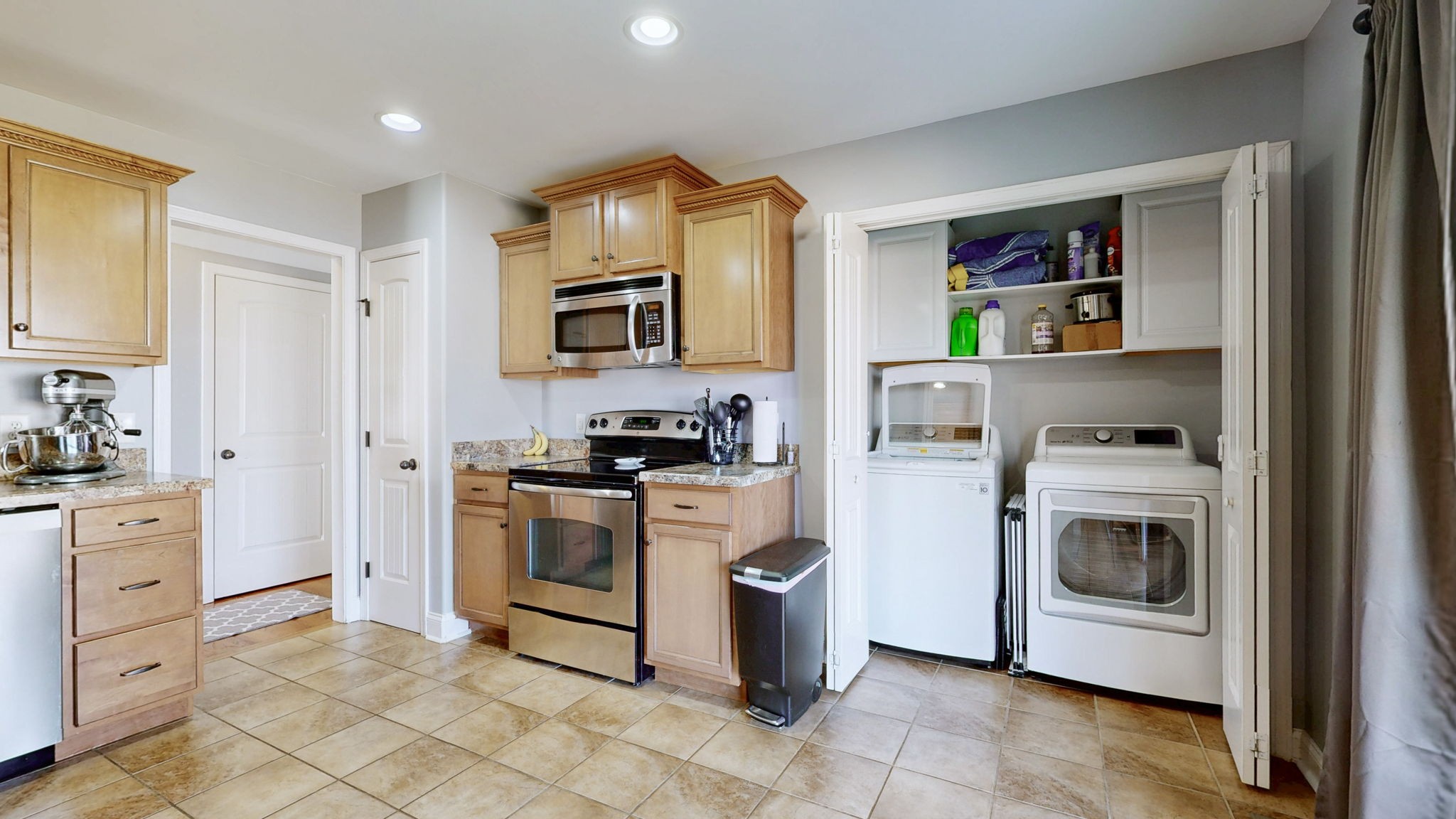 3710 Tradewinds Ter Property Photo 10