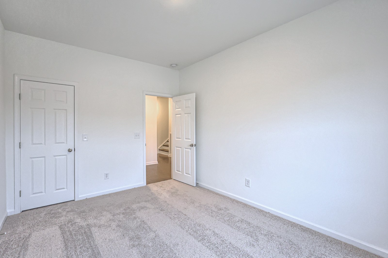 108 Yuma Lane Property Photo 8