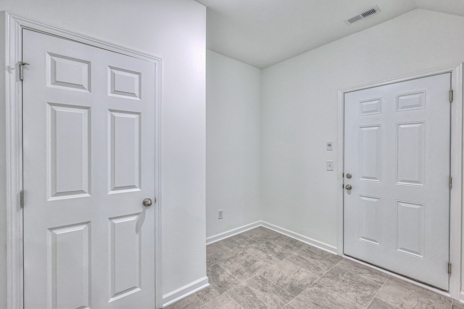 108 Yuma Lane Property Photo 16