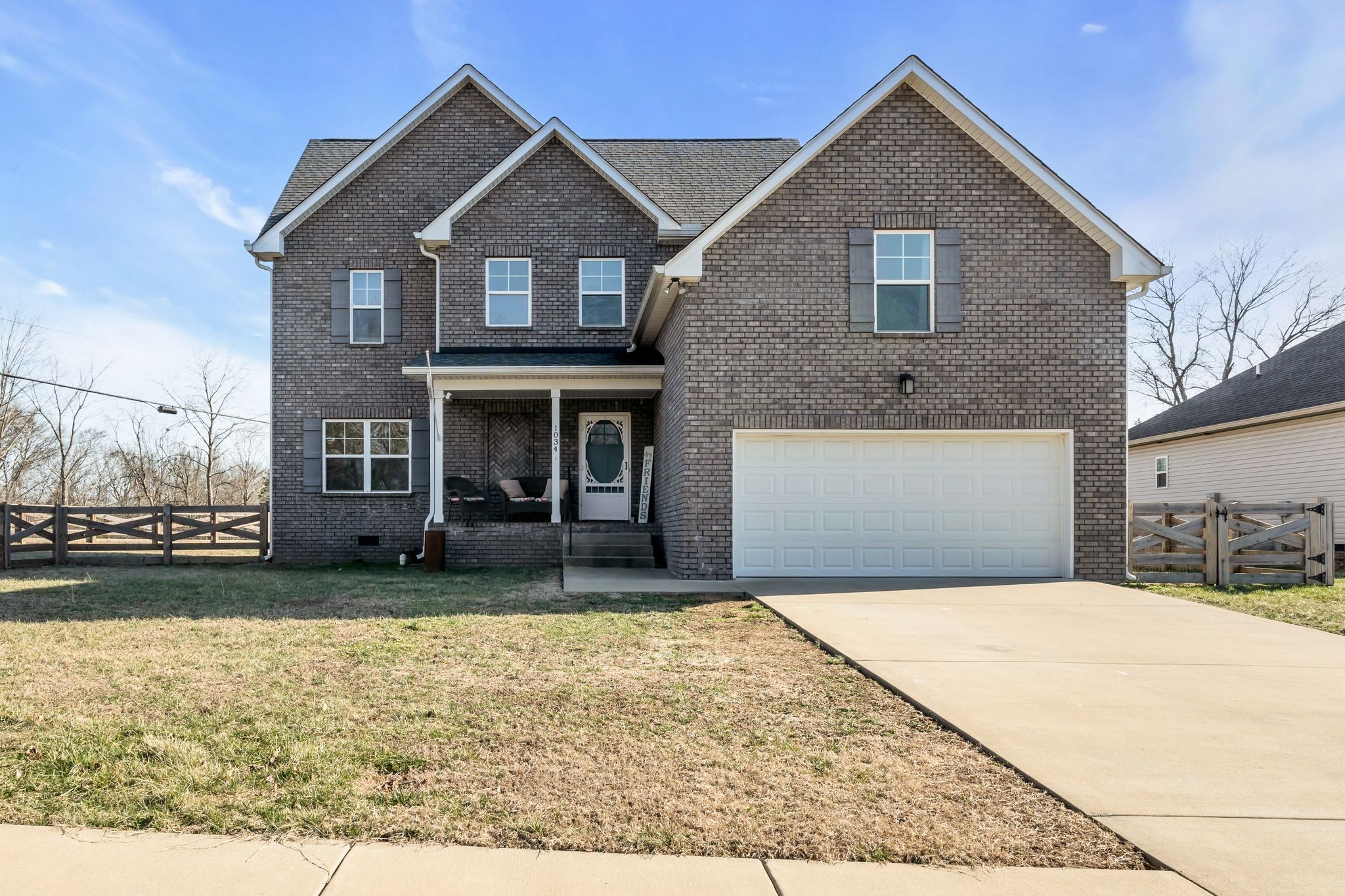 1034 Jonathan Ln Property Photo