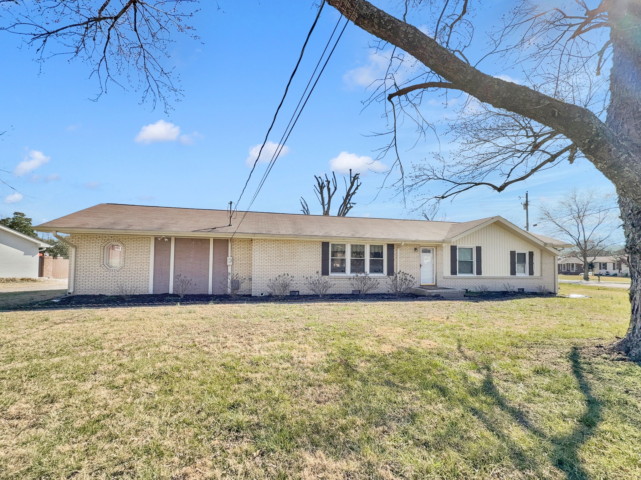 305 Vine St Property Photo 2