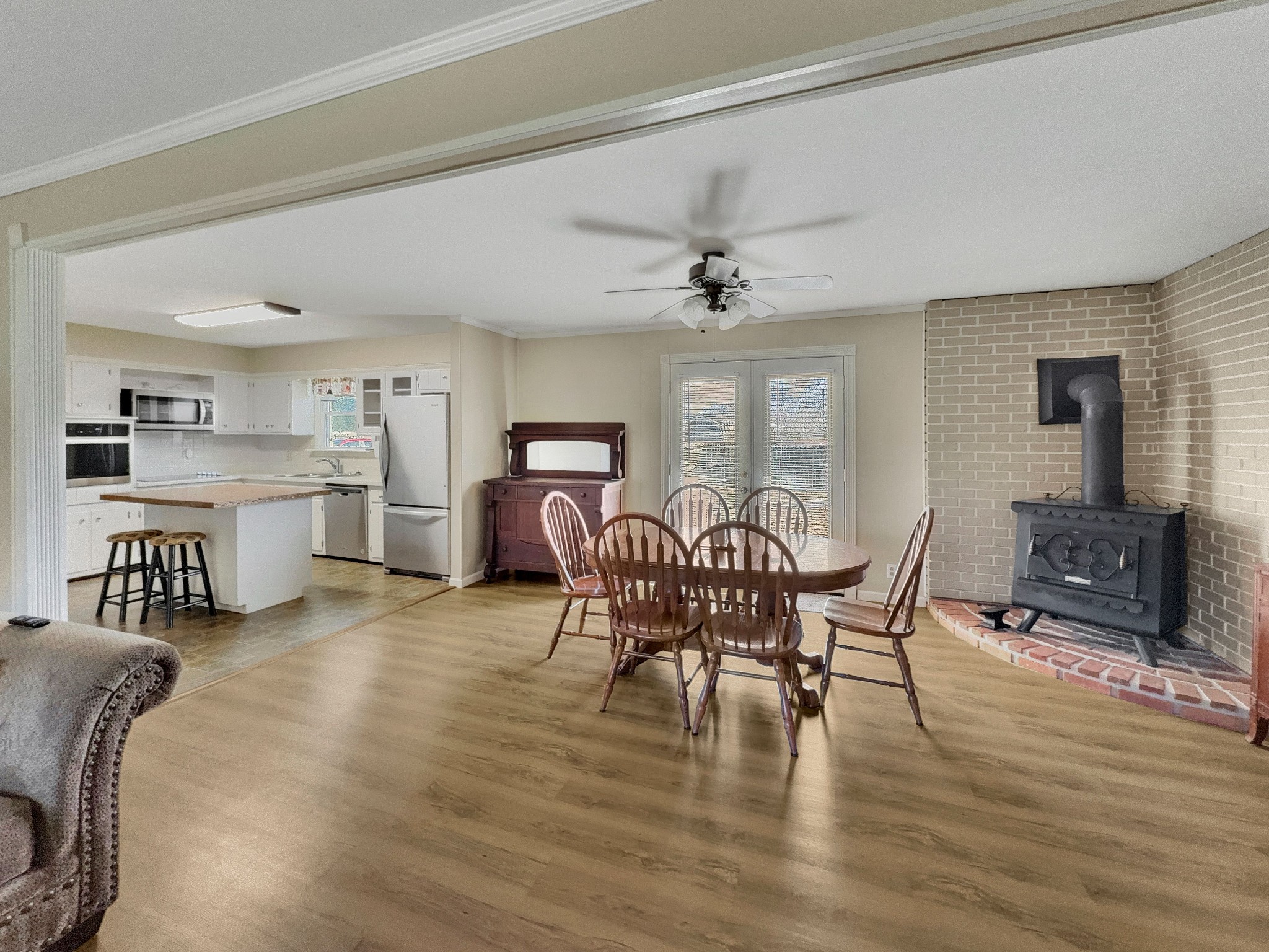 305 Vine St Property Photo 15