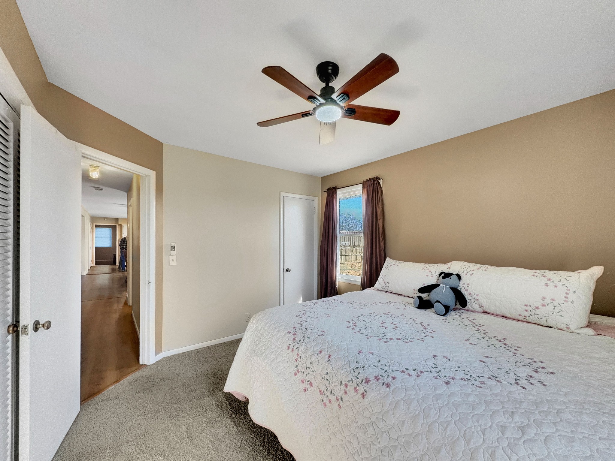 305 Vine St Property Photo 18