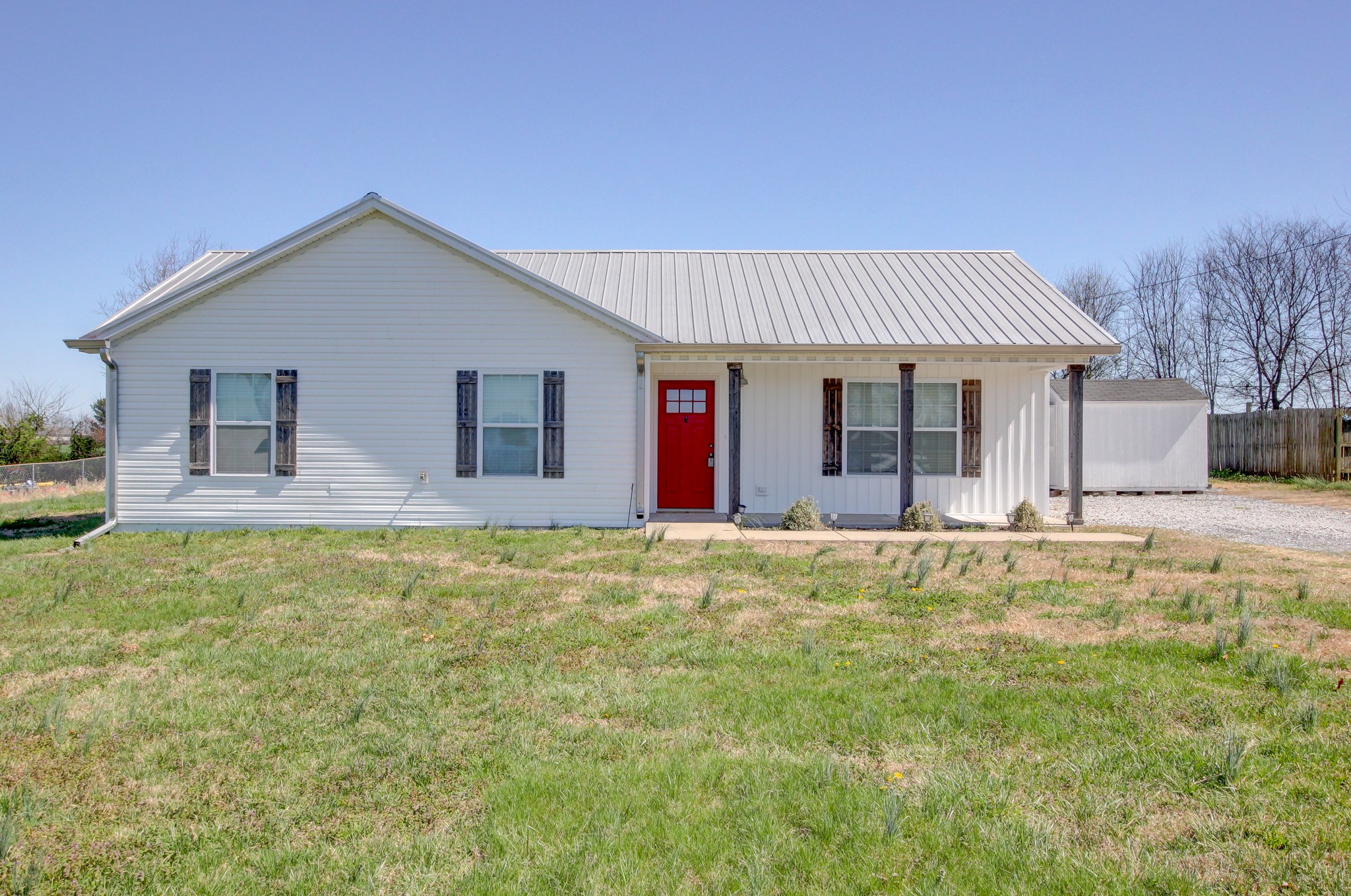 1820 Carneal Ln Property Photo 1