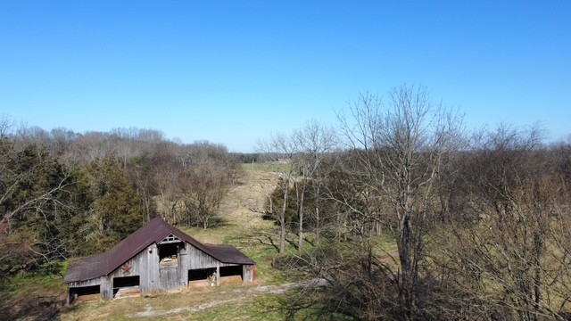 2 Pyles Rd Property Photo 4
