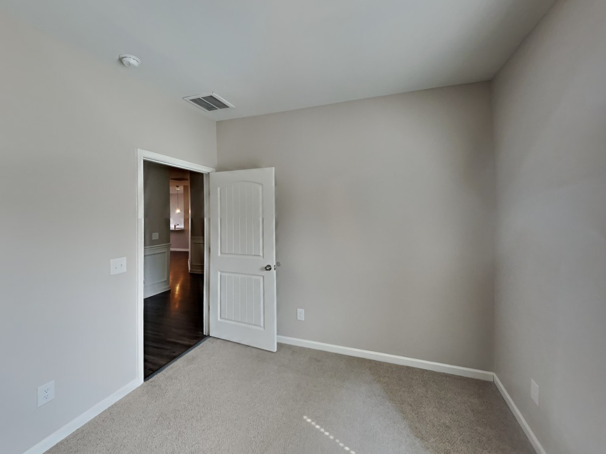 971 Carnation Dr Property Photo 12