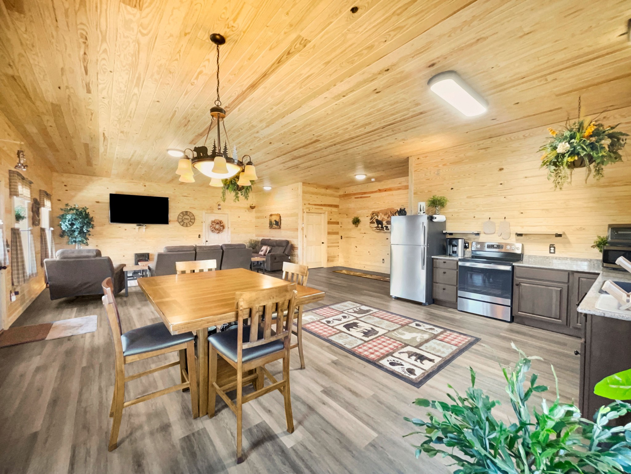 8001 Highway 50 Property Photo 11