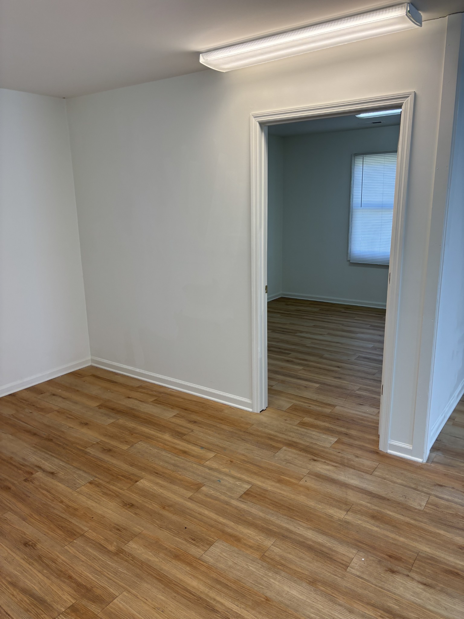5323 Main St Property Photo 10