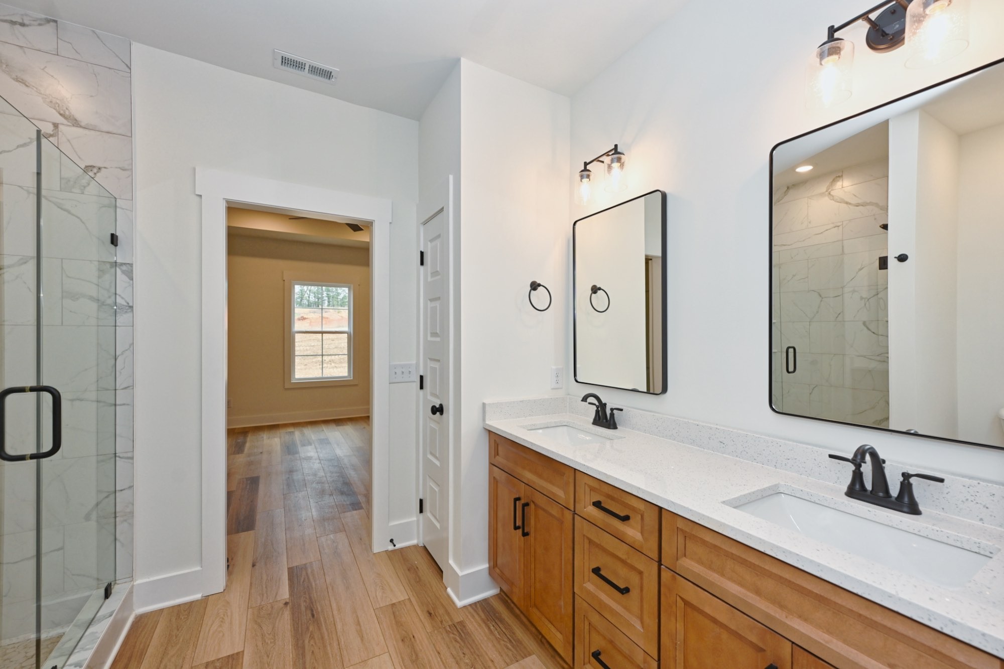 1092 Angus Way Property Photo 18