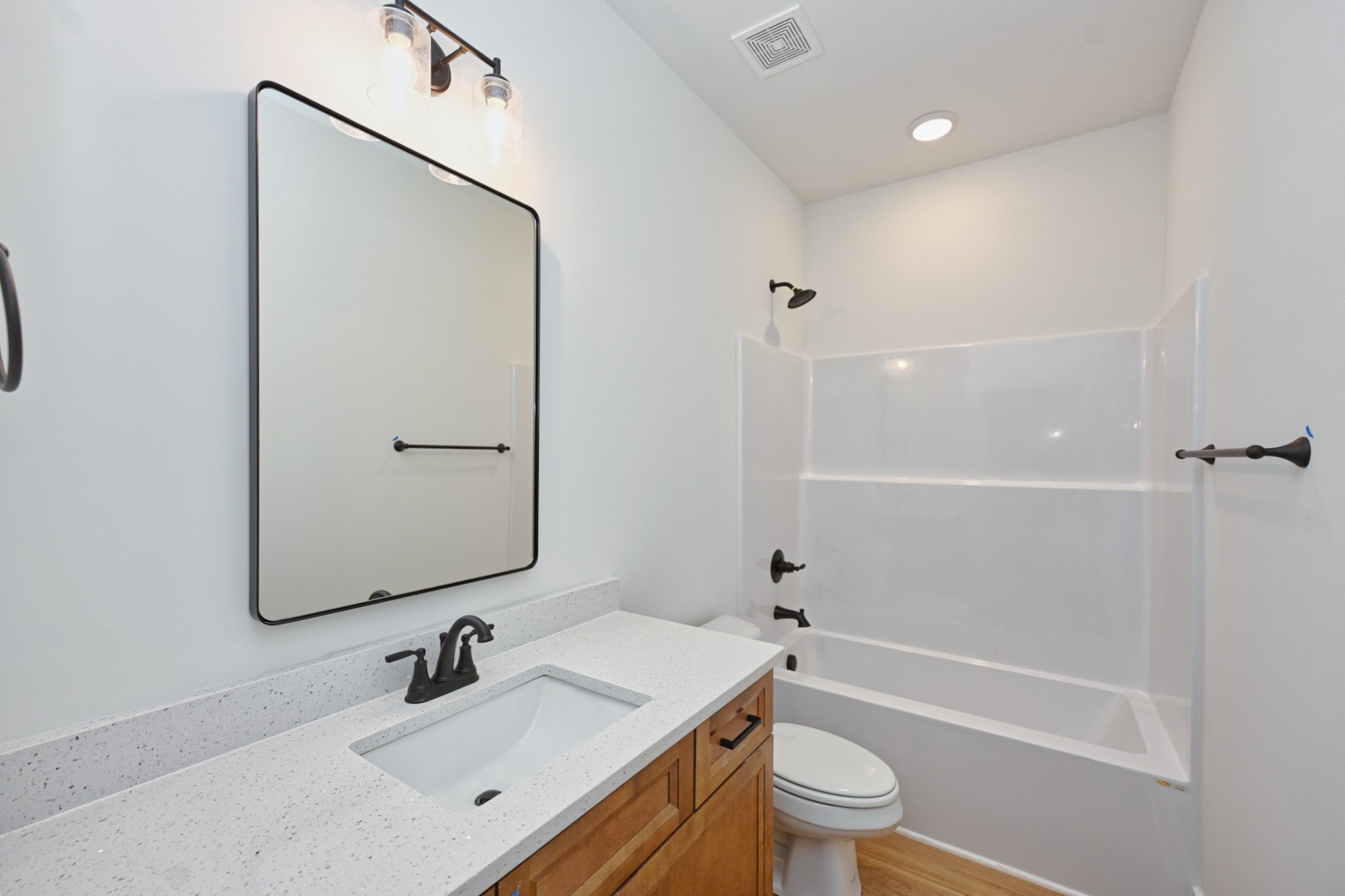 1092 Angus Way Property Photo 29