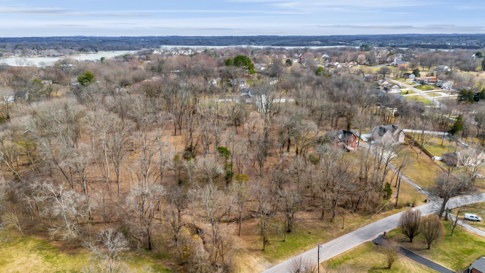 108 Lakeside Park Dr Property Photo 4