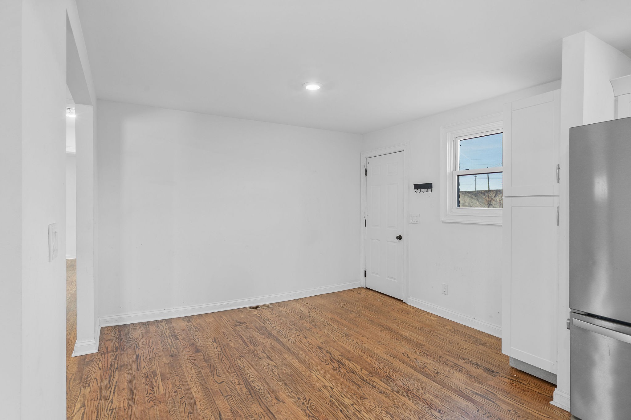 5030 Inglewood Ct Property Photo 9