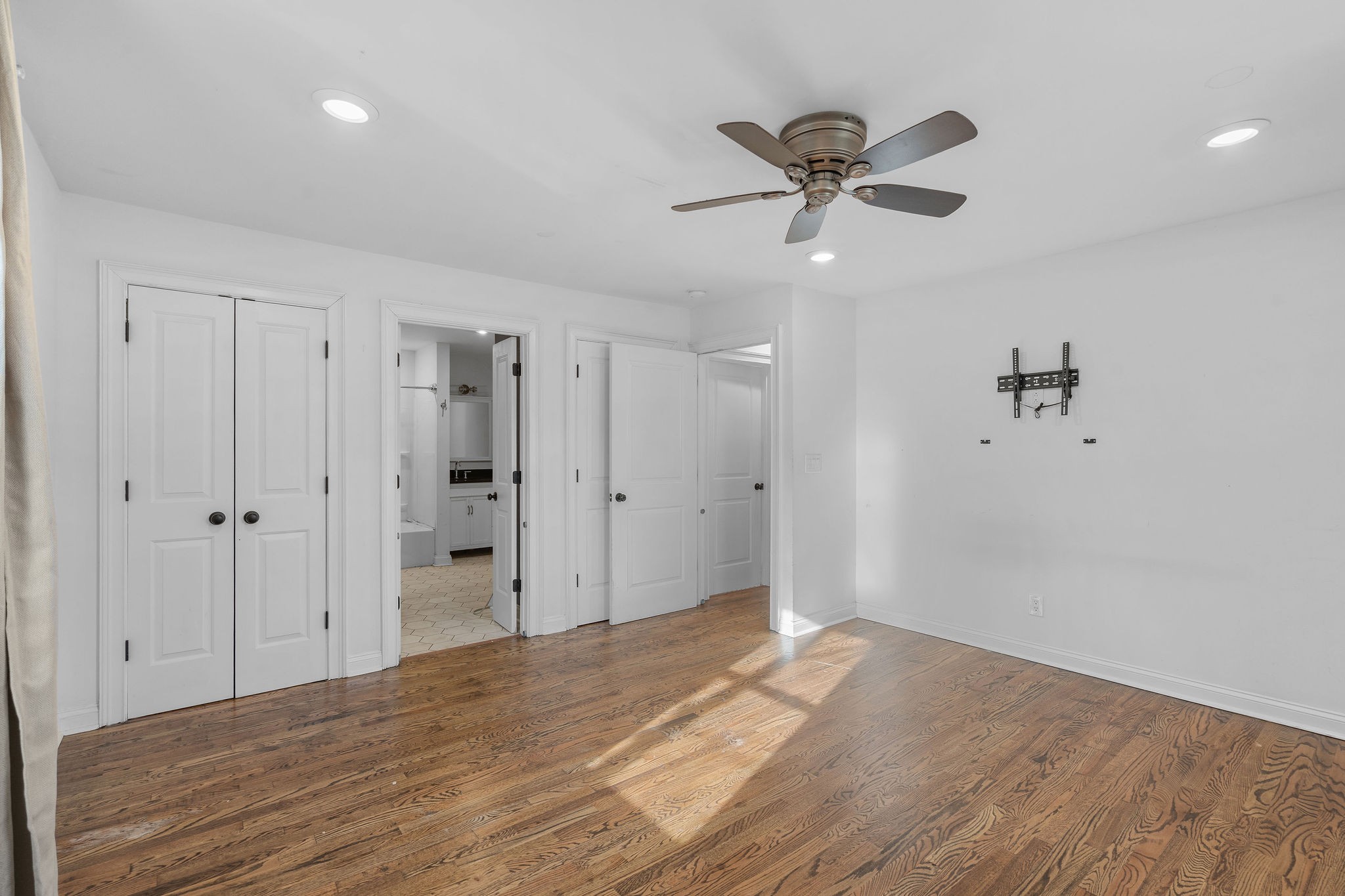 5030 Inglewood Ct Property Photo 11