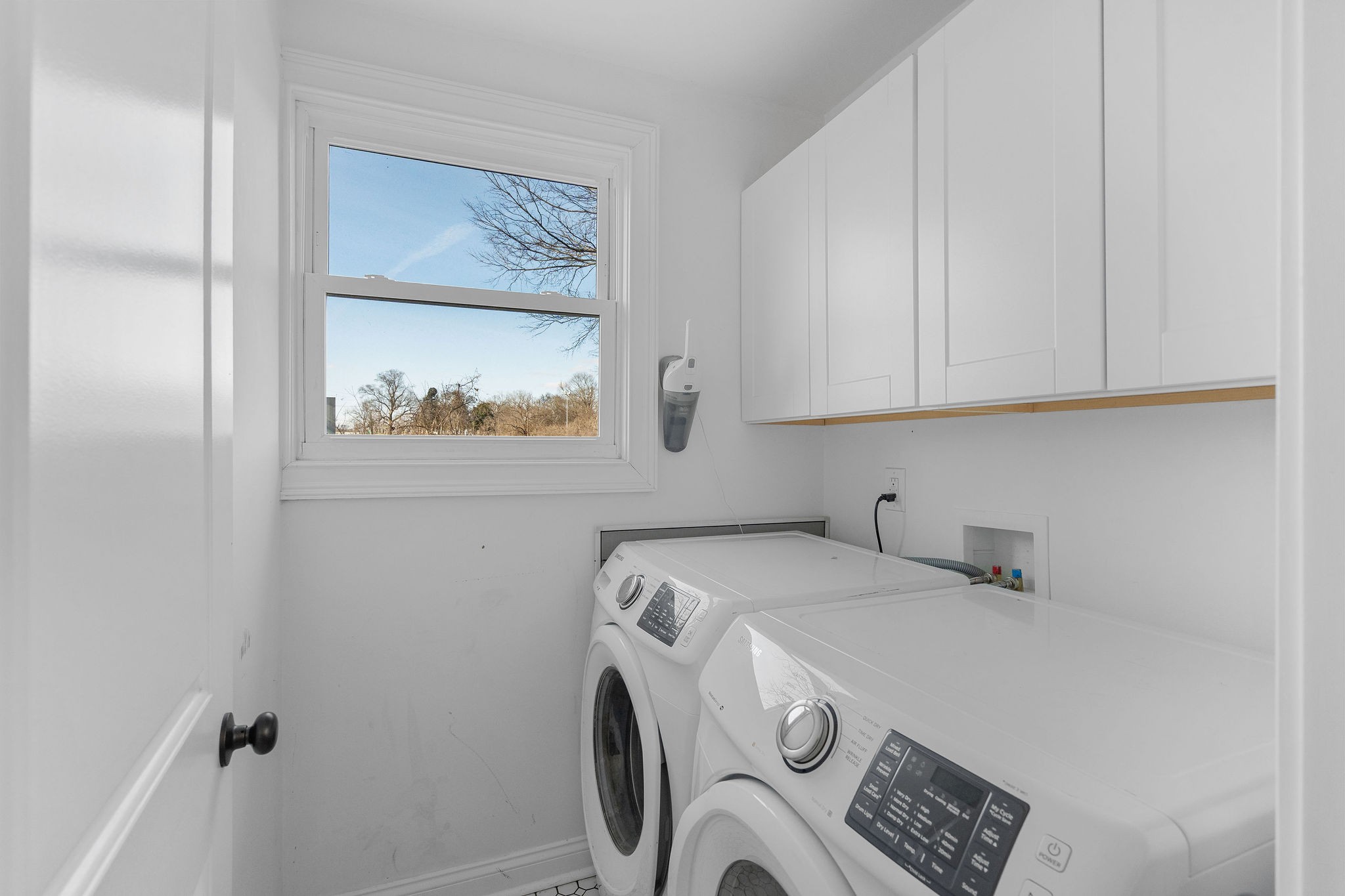 5030 Inglewood Ct Property Photo 17