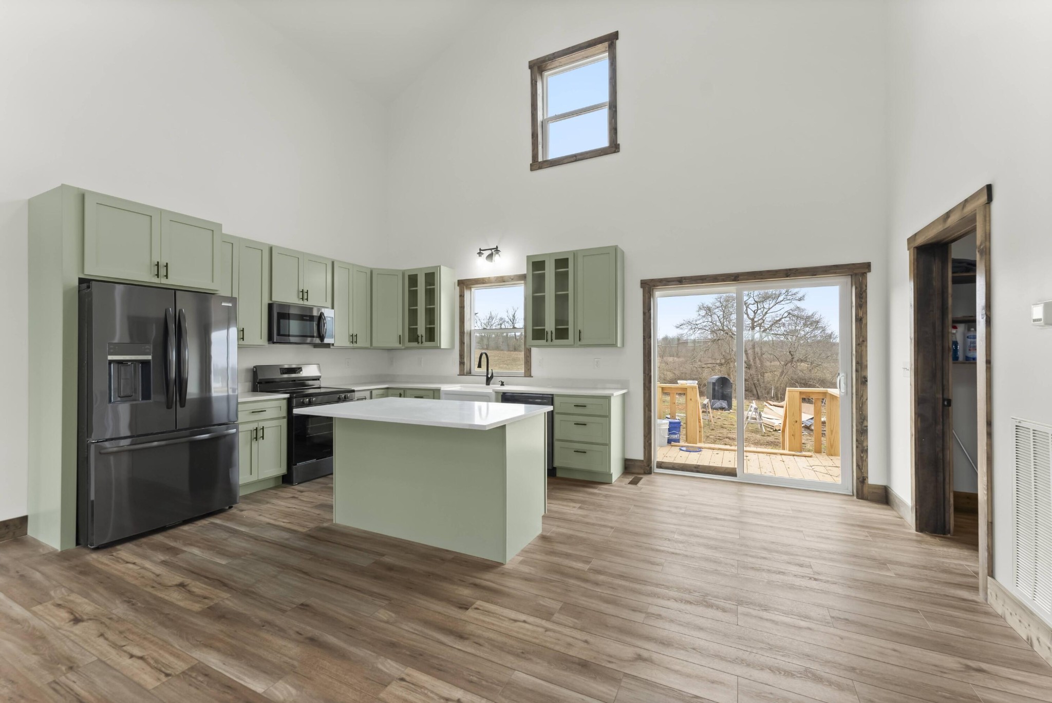 33854 State Rt 30, W Property Photo 15