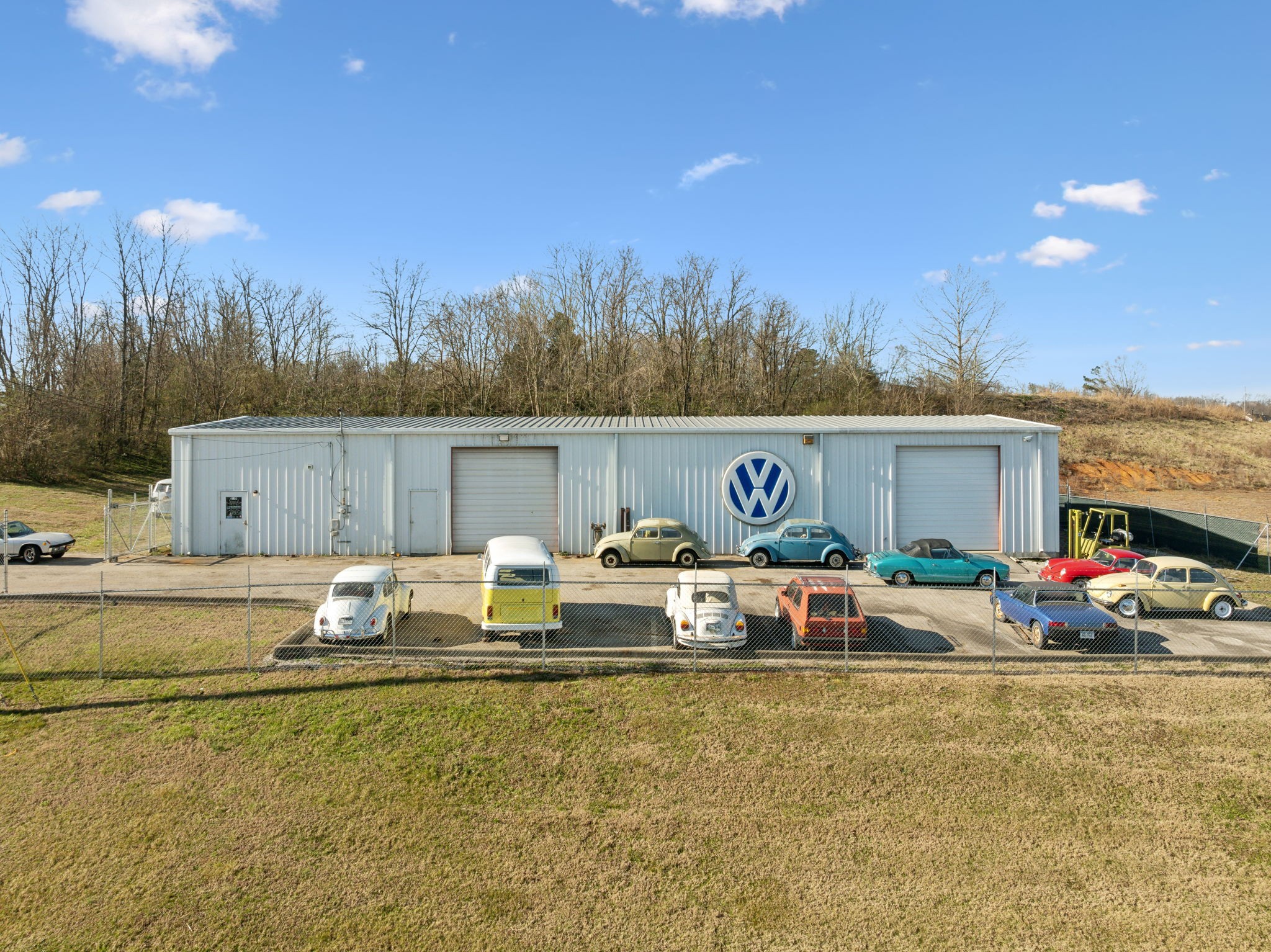 2501 Precast Drive, N Property Photo 2