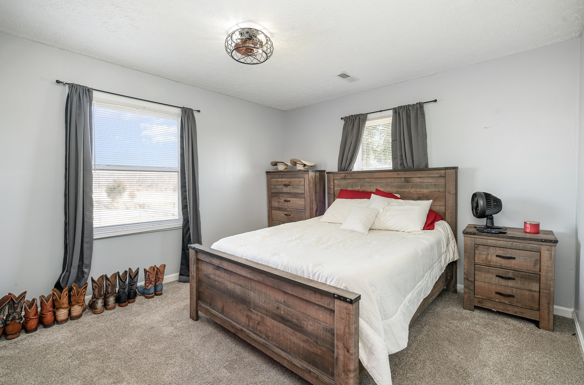 906 Highway 259 Property Photo 15